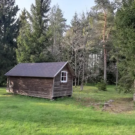 Kipi-koovi Matkakeskuse Vaeiksem Majake *