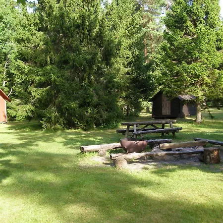 Camping Kipi-koovi Matkakeskuse Vaeiksem Majake